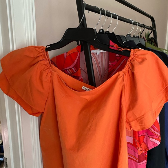 Alice + Olivia Tops Alice Olivia Flowy Sleeve Orange Top Medium Poshmark